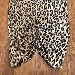 国内で当店のみ DND4DES - Hand-Painted Leopard Print Shorts 国内で当店のみ DND4DES - Hand-Painted Leopard Print Shorts